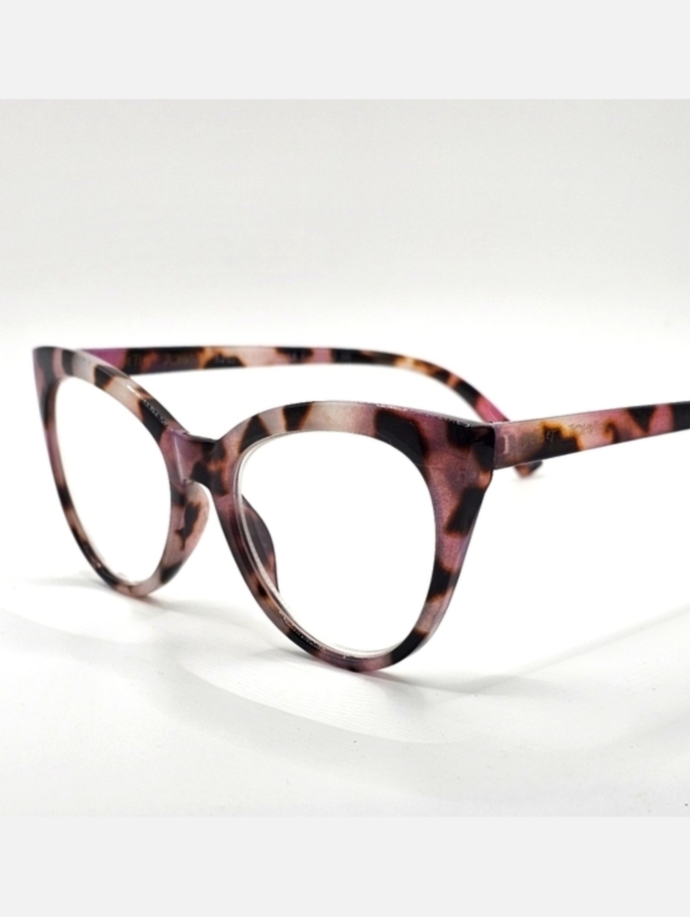 Pale Tortoise Cat Eye